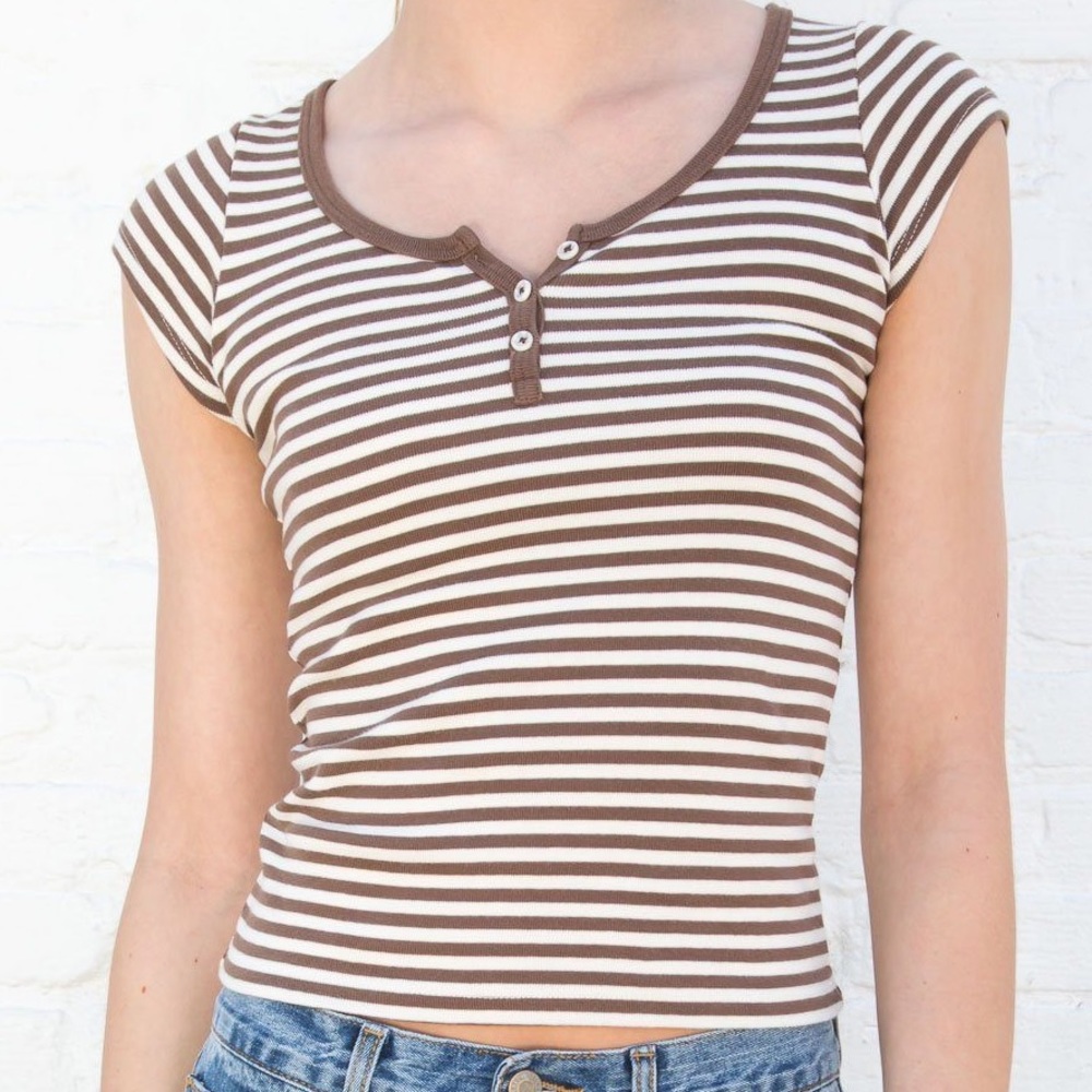 “ZELLY LONG STRIPE TOP” brown brandy melville stripe Henley zelly top